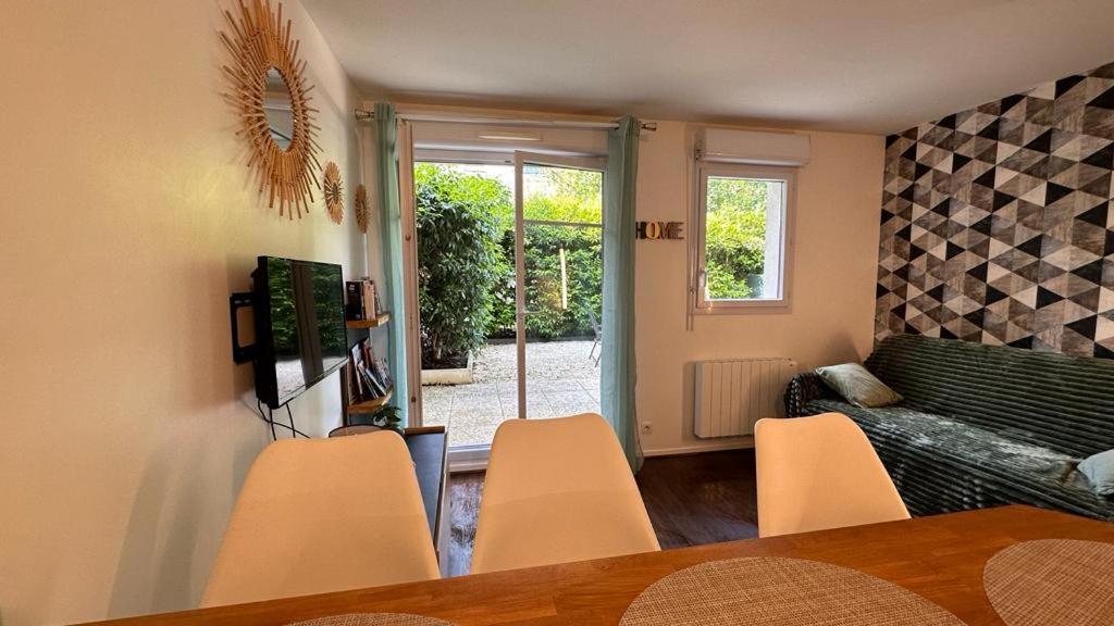Appartement T2 Rez De Jardin - Disneyland Paris 6 Min Bussy-Saint-Georges Buitenkant foto